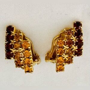 Vintage Clip-On Earrings with Gradient Design